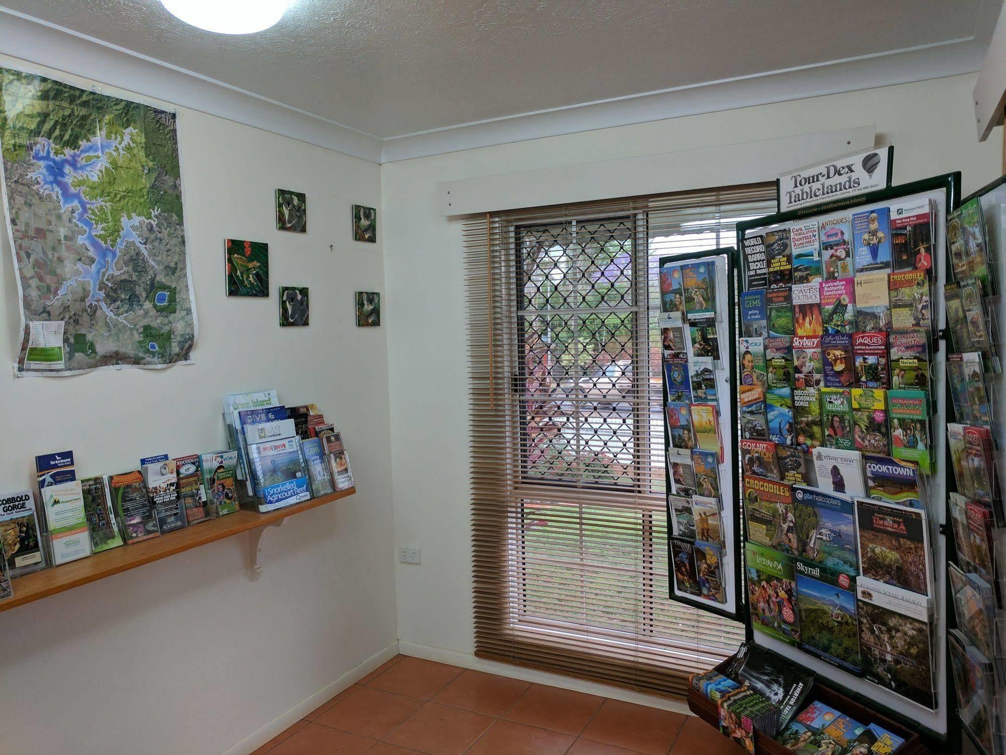 Yungaburra Park Motel Buitenkant foto